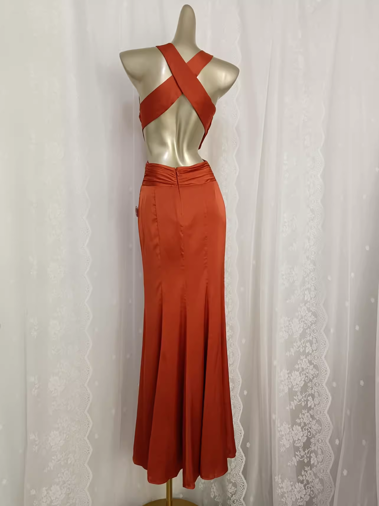 Vintage Sheath V Neckline Satin Backless Vacation Dress Birthday Dresses SD0032