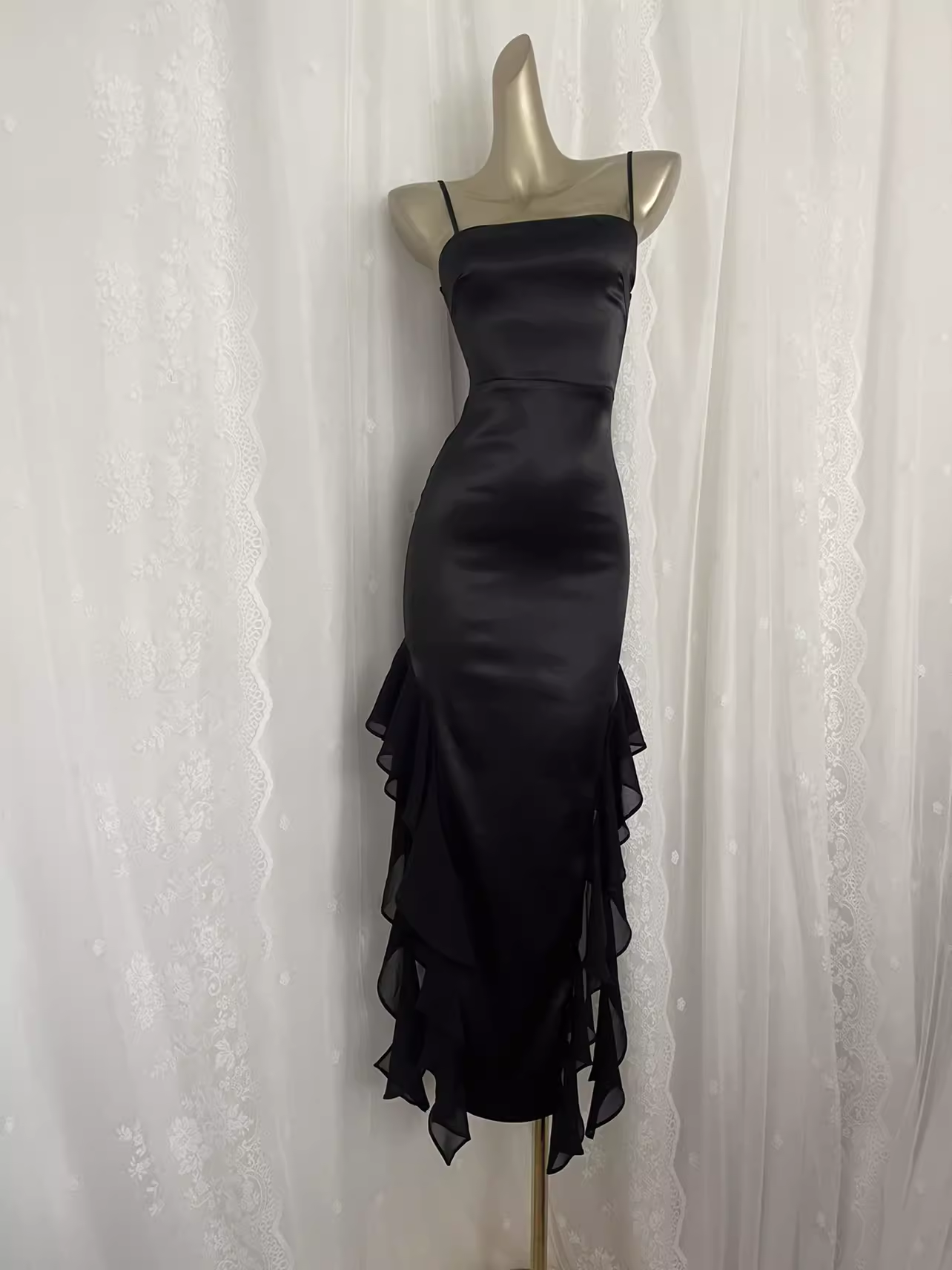 Simple Sheath Spaghetti Straps Black Satin Vacation Beach Dress Long Birthday Dresses SD006