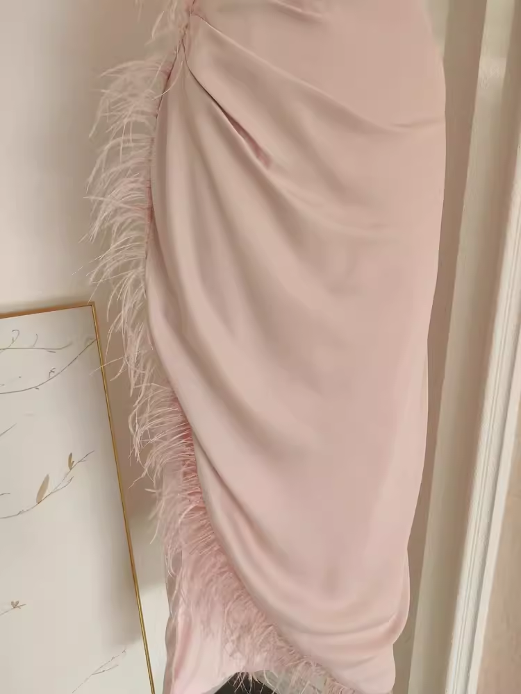 Sexy Sheath One Shoulder Pink Vacation Dress Satin Women Dresses WIth Feather SD164